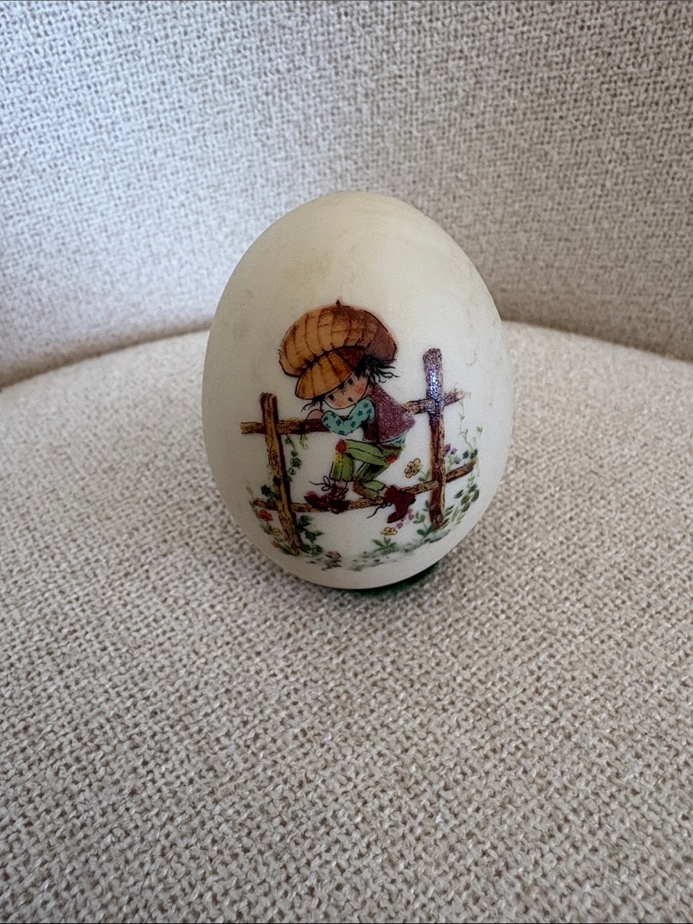 Vintage Womack's Collectibles ceramic bisque egg featuring a hand-painted scene